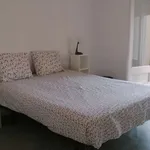 Rent a room of 210 m² in barcelona