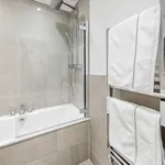 Rent 2 bedroom flat in Hammersmith