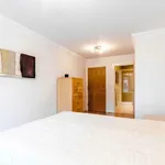 Flat to rent in Heathside Crescent, Woking GU22