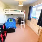 Rent 4 bedroom house in South East England