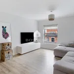 Rent 2 bedroom flat in Colchester