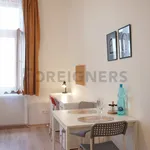 Rent 1 bedroom apartment of 23 m² in Capital City of Prague