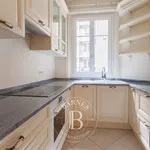 Rent 3 bedroom apartment of 61 m² in Paris