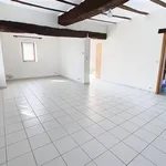 Maison de 300 m² avec 2 chambre(s) en location à INCOURT