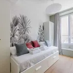 Appartement de 70 m² avec 2 chambre(s) en location à Paris