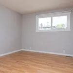 2 bedroom apartment of 925 sq. ft in Calgary