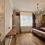 Rent 4 bedroom apartment of 140 m² in Bucuresti