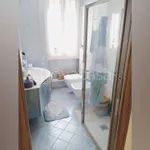 Affitto 3 camera appartamento di 75 m² in Savona