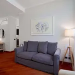 Rent 3 bedroom apartment of 65 m² in Milan