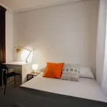 Rent a room of 150 m² in valencia