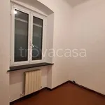 Rent 4 bedroom apartment of 80 m² in Genova