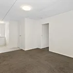 Rent 2 bedroom apartment in Hawthorn East