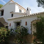 Rent 3 bedroom house of 200 m² in Malaga']