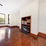 Rent 2 bedroom house of 195 m² in Manhattan