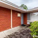 Rent 3 bedroom house in  Armadale WA 6112                        