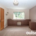 Rent 5 bedroom house in West Midlands