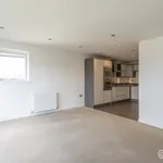 Rent 2 bedroom apartment in Edinburgh