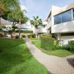 Rent 5 bedroom apartment of 800 m² in Marbella