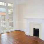 Flat to rent in Cranley Ave, Westcliff On Sea SS0