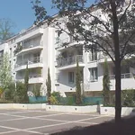 Rent 4 bedroom apartment of 86 m² in Meudon