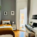 Rent a room in turin