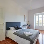 Rent 7 bedroom apartment in Lisbon