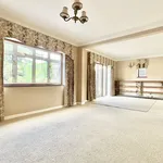 Rent 5 bedroom house in Brookmans Park