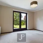 Rent 4 bedroom flat in East Of England