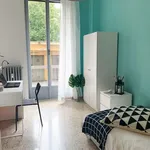 Rent a room in turin