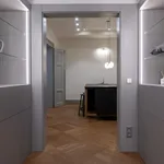 Pronajměte si 2 ložnic/e byt o rozloze 113 m² v Prague