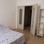 Appartement de 96 m² avec 5 chambre(s) en location à Toulon