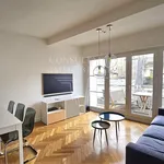 Appartement de 54 m² avec 3 chambre(s) en location à Paris