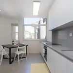 Rent 2 bedroom apartment of 120 m² in Porto