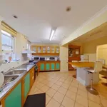 Rent 18 bedroom student apartment in Neutral Bay