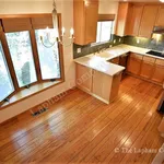 Rent 4 bedroom apartment in Oakland