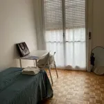 Rent 2 bedroom apartment of 41 m² in Milan