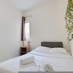 Appartement de 490 m² avec 3 chambre(s) en location à Marseille