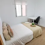 Alquilar 4 dormitorio apartamento en Valencia