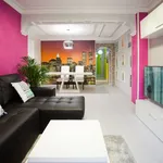 Rent 4 bedroom apartment in Valencia']