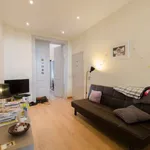 Huur 1 slaapkamer appartement van 75 m² in brussels