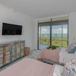 Rent 3 bedroom apartment of 138 m² in Sarasota