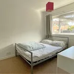 Rent 4 bedroom flat in East Of England