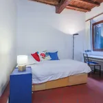 Rent 2 bedroom apartment of 66 m² in Florence