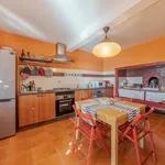 Rent 2 bedroom house of 300 m² in Calheta