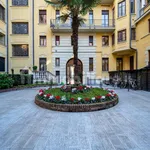 Rent 5 bedroom apartment of 300 m² in Turin