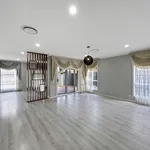 Rent 5 bedroom house in  Marsden Park NSW 2765                        