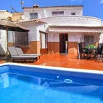 Rent 5 bedroom house of 1200 m² in Alicante