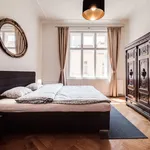 Rent 3 bedroom apartment of 91 m² in Prague