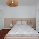 Rent a room in lisbon