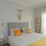 Alugar 1 quarto apartamento em Peniche